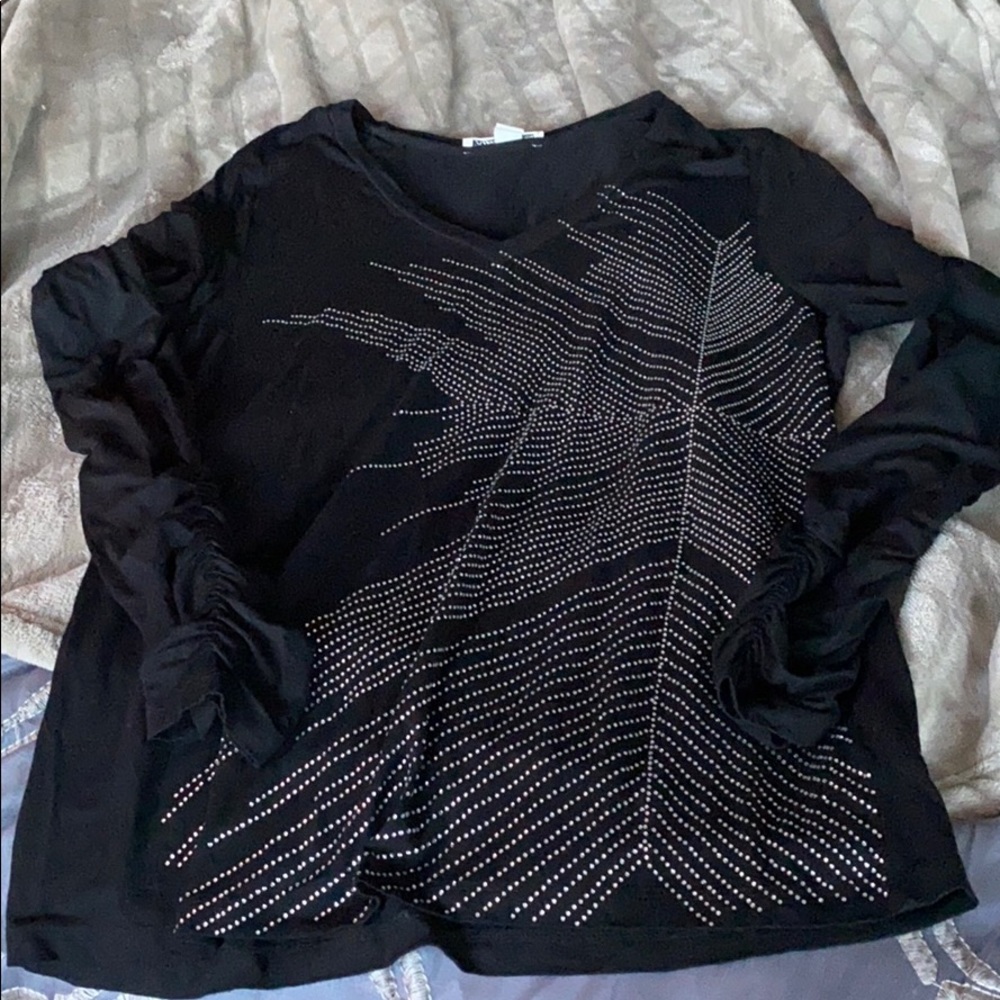 Long sleeve fancy tee